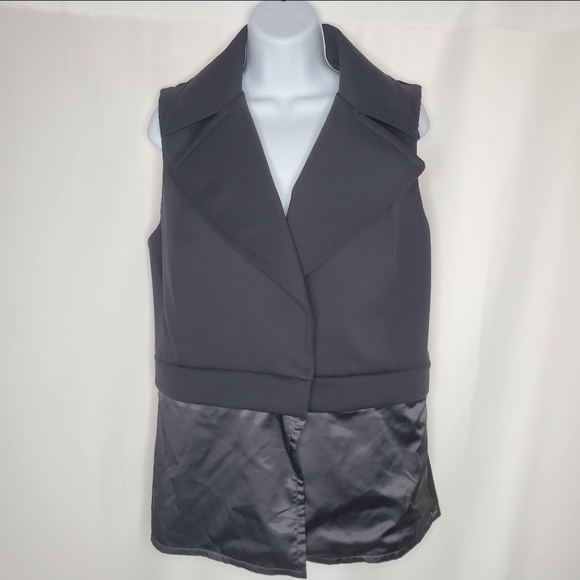 Lululemon Black Quick Change Vest Size 8 - Picture 7 of 12